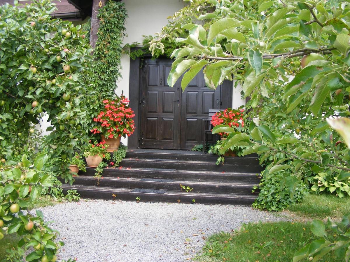 Dworek Lachowicze Grzegorzewice Exterior foto